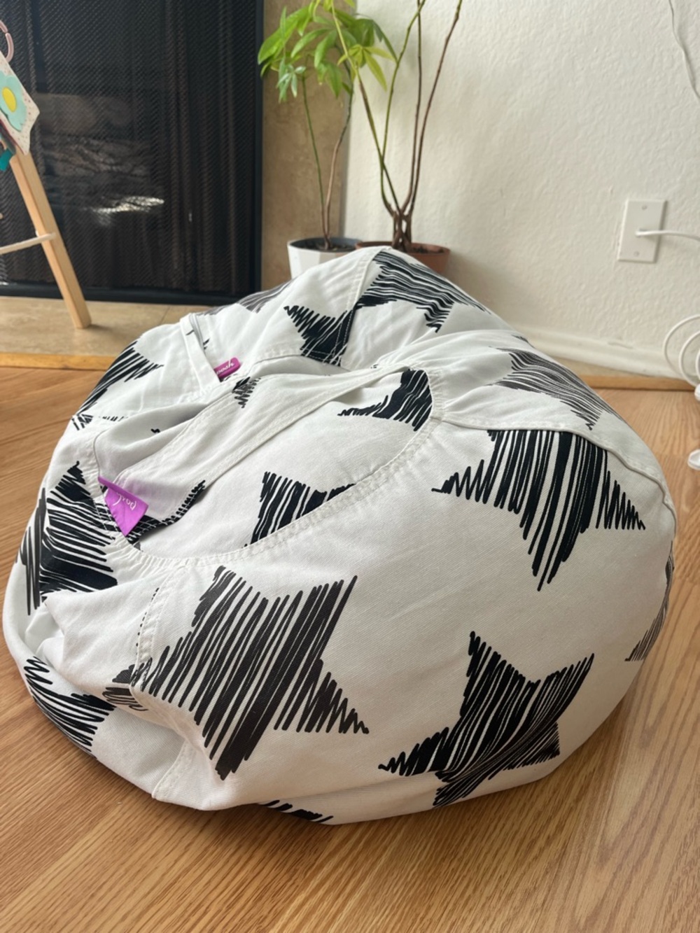 Bean Bag/Pouf with Black Scribble Stars